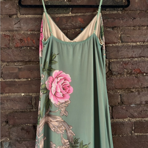 Tiger Mist Julianna Dress Floral - Picture 6 of 8